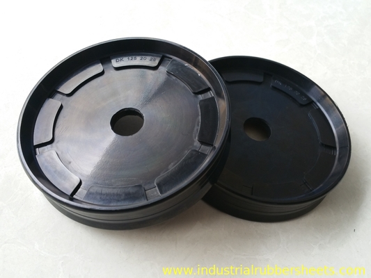 Industri DK Piston Oil Seal FKM/FPM/VI/NBR Low Maintenance Good Tear Resistance -0.1 hingga 36.8 MPa Tekanan Kerja